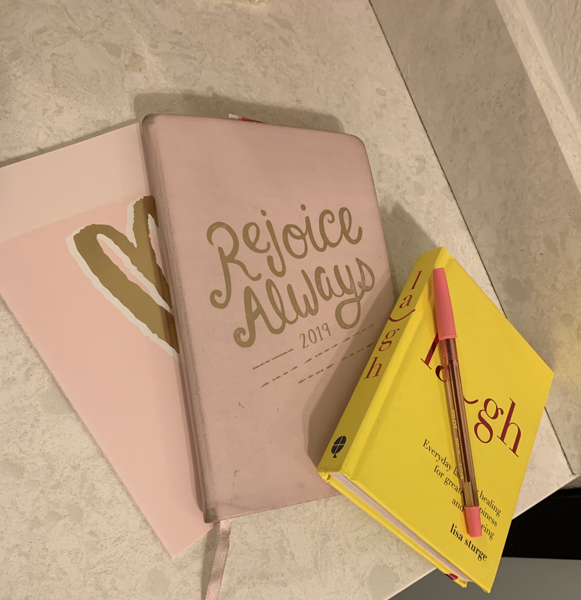 2FDDAEE8-F521-4961-B9E7-8601162F9E93